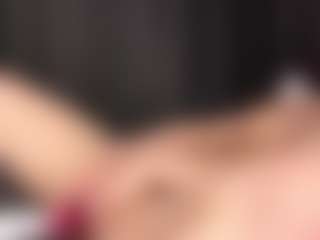 LaunaKaman's Live Sex Cam Show