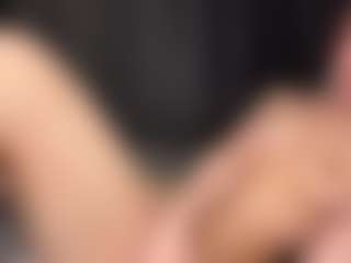 LaunaKaman's Live Sex Cam Show