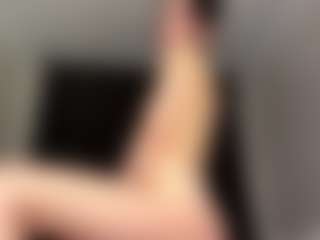 LaunaKaman's Live Sex Cam Show