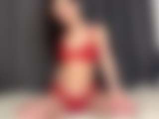Live cam show with LaunaKaman - Striptease on justonemore.cc