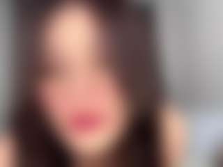 LaunaKaman's Live Sex Cam Show