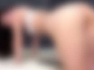 LaunaKaman's Live Sex Cam Show