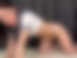 LaunaKaman's Live Sex Cam Show