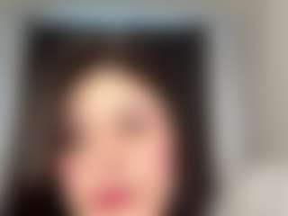 LaunaKaman's Live Sex Cam Show
