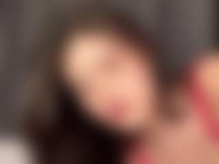 LaunaKaman's Live Sex Cam Show