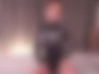 Live cam show with LonnaBader - Ice on sexylive.show