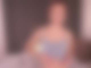 Live cam show with LonnaBader - Moaning on slutload