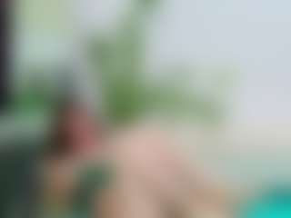 Live cam show with MelissaSkye - Brunette Hair on camwithhim.com