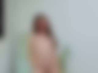 Live cam show with MelissaSkye - HD on liverealitysex.com