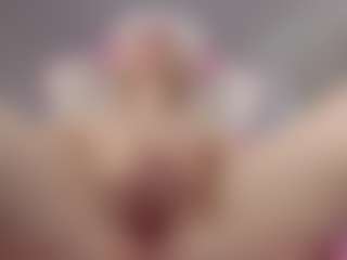 Live cam show with mia-wave - Skinny on Camiplay Live
