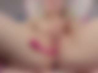 Live cam show with mia-wave - Facial on SquirtSoMuch