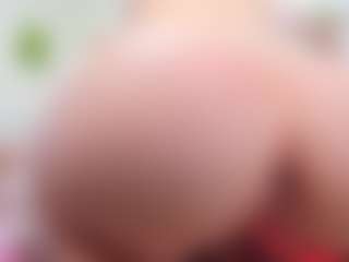Live cam show with mia-wave - Facial Piercings on Camming Site