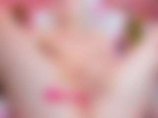Live cam show with mia-wave - Sexy on UwU Esports