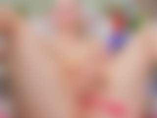 Live cam show with mia-wave - Young Adult on Camsoda