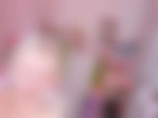 Live cam show with mia-wave - Skinny on Gym Cam Girls