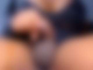 ruby-gracce's Live Sex Cam Show