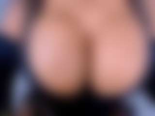 ruby-gracce's Live Sex Cam Show