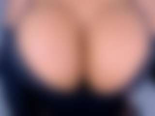 ruby-gracce's Live Sex Cam Show