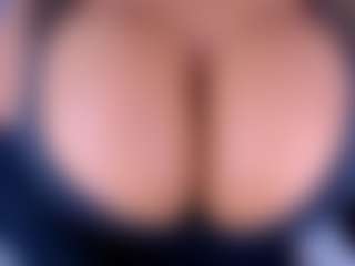 ruby-gracce's Live Sex Cam Show