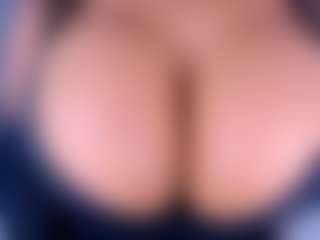 ruby-gracce's Live Sex Cam Show