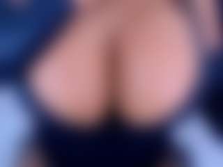 ruby-gracce's Live Sex Cam Show