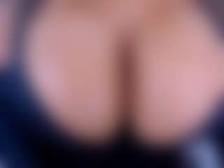 Live cam show with ruby-gracce - HD on Camsoda