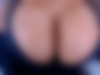 Live cam show with ruby-gracce - HD on Camsoda