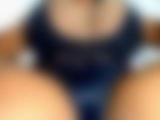 Live cam show with valentinabigcock - Smoking on Camsoda