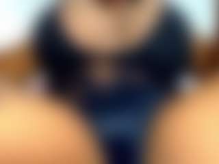 Live cam show with valentinabigcock - Brown Eyes on Camsoda