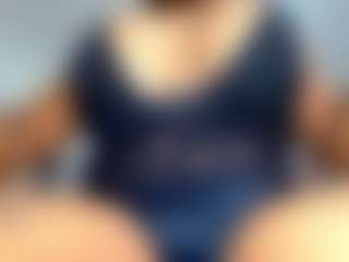 Live cam show with valentinabigcock - Brown Eyes on intimatelivegirls.com