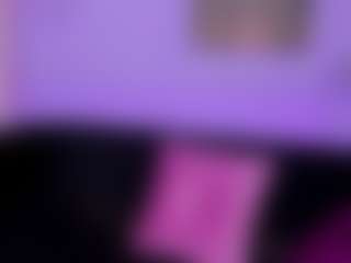 Live cam show with Cassy - Doggy Style on MyBangCams