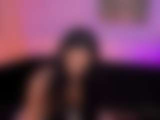 Live cam show with Cassy - Fingering White on StripNow | romania