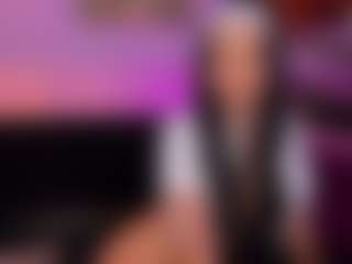 Live cam show with Cassy - Deepthroat on Dare Cams