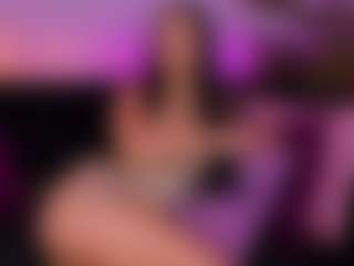 Live cam show with Cassy - Deepthroat on Cam Slut