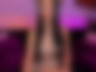 Live cam show with Cassy - Fingering on luckytryst.com
