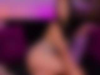Live cam show with Cassy - Tittyfuck on friskycurves.com
