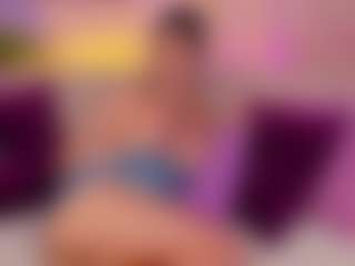 Live cam show with Cassy - Deepthroat on Camsoda