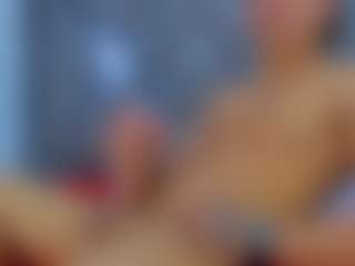 Live cam show with DAVID - Brown Eyes on chickslive.net