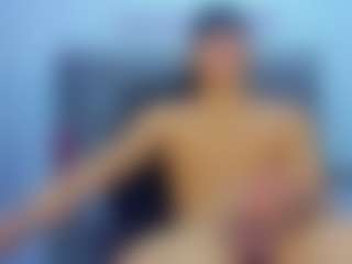 Live cam show with DAVID - Chubby on Dolls Live