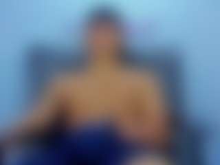 Live cam show with DAVID - Brown Eyes on eurowanks.com