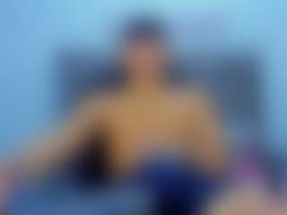 Live cam show with DAVID - Average on Camsoda
