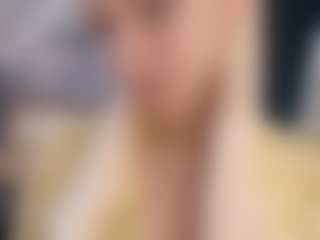 Naomi-Demio's Live Sex Cam Show
