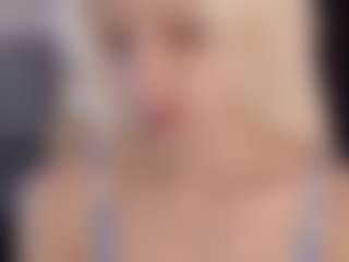 Naomi-Demio's Live Sex Cam Show
