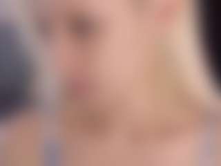 Naomi-Demio's Live Sex Cam Show