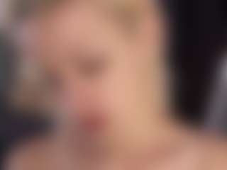 Show in cam erotica live di Naomi-Demio