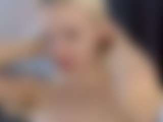 Naomi-Demio's Live Sex Cam Show