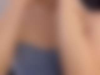 Naomi-Demio's Live Sex Cam Show