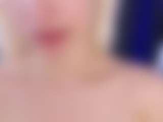 Naomi-Demio's Live Sex Cam Show