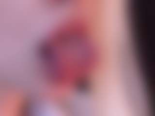 Live cam show with Naomi-Demio - Blue Eyes on StripNow