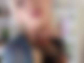 Naomi-Demio's Live Sex Cam Show